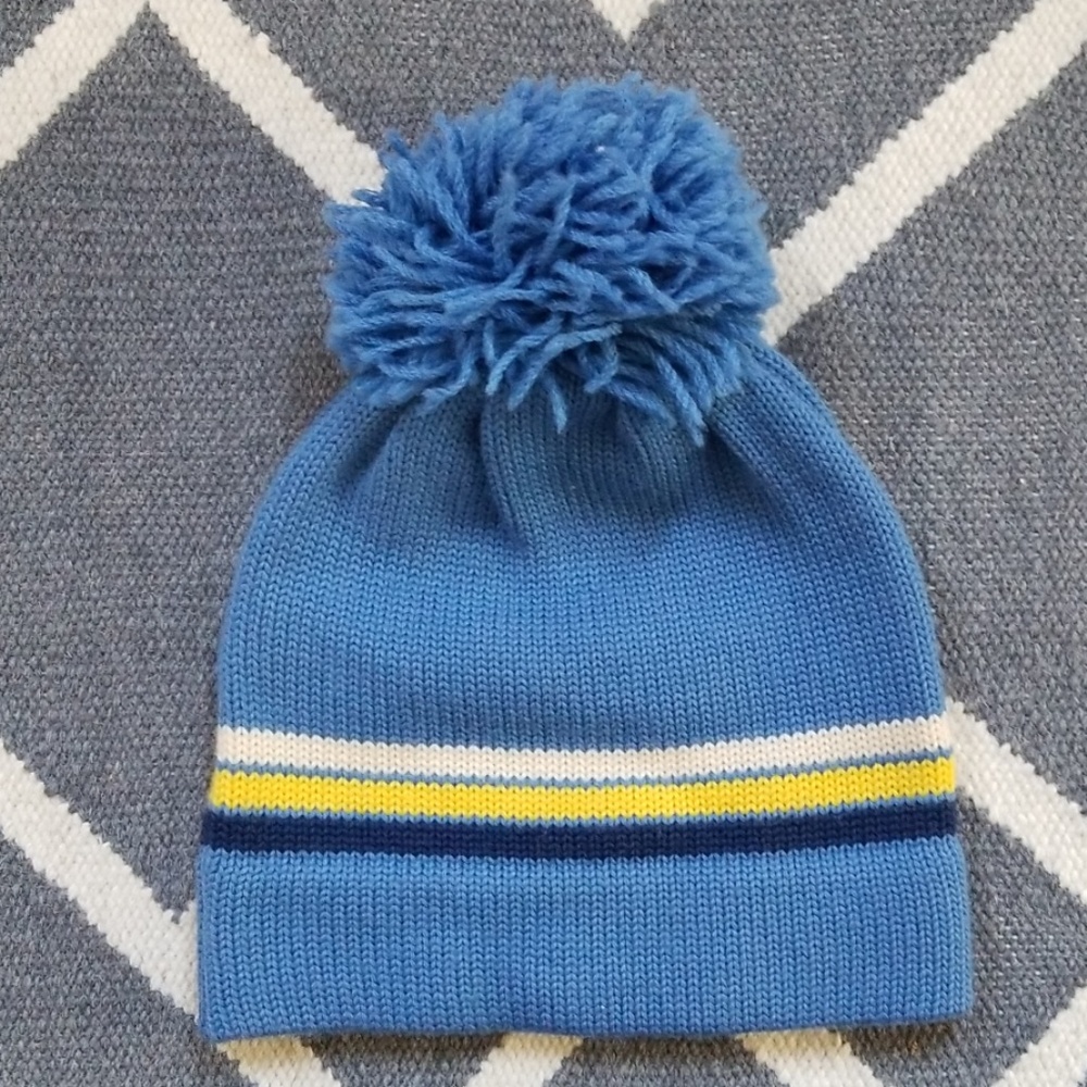 Vintage White Stag Wool Pom Pom Ski Cap. Blue